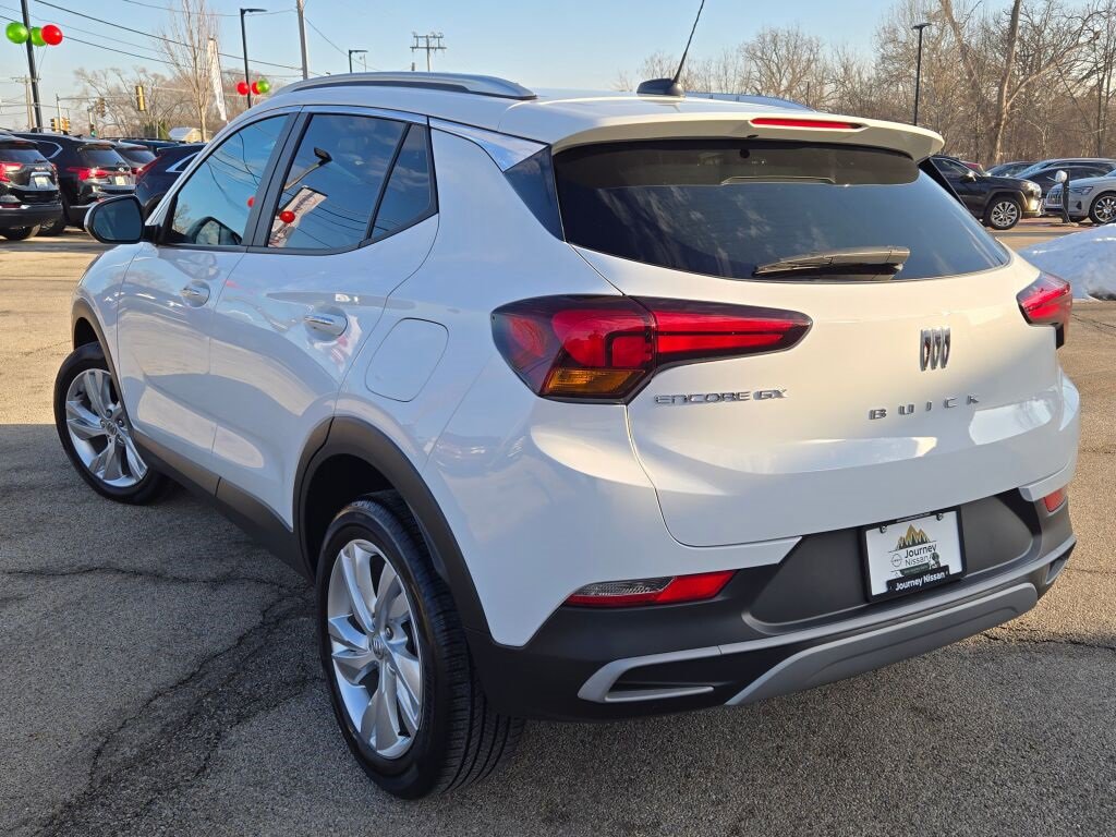 Used 2024 Buick Encore GX Preferred image 16
