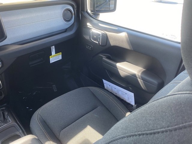 New 2025 Jeep Gladiator Sport image 34