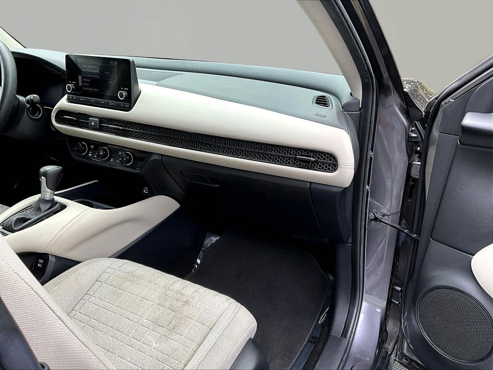 Certified 2024 Honda HR-V LX image 26