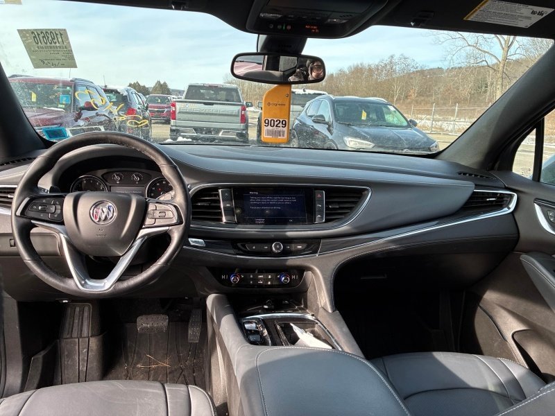 Used 2023 Buick Enclave Essence w/ Experience Buick Package image 3