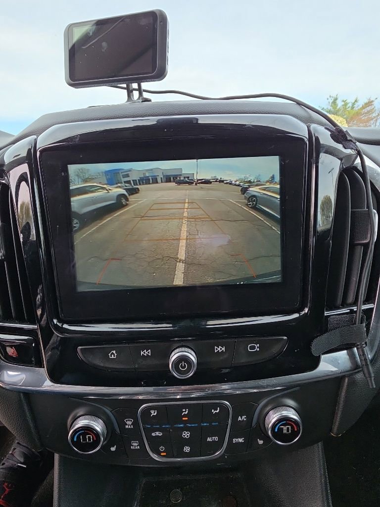 Used 2018 Chevrolet Traverse LT w/ LPO, Black Accent Package AWD/4WD image 23