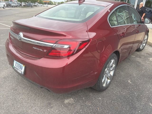 Used 2016 Buick Regal FWD image 6