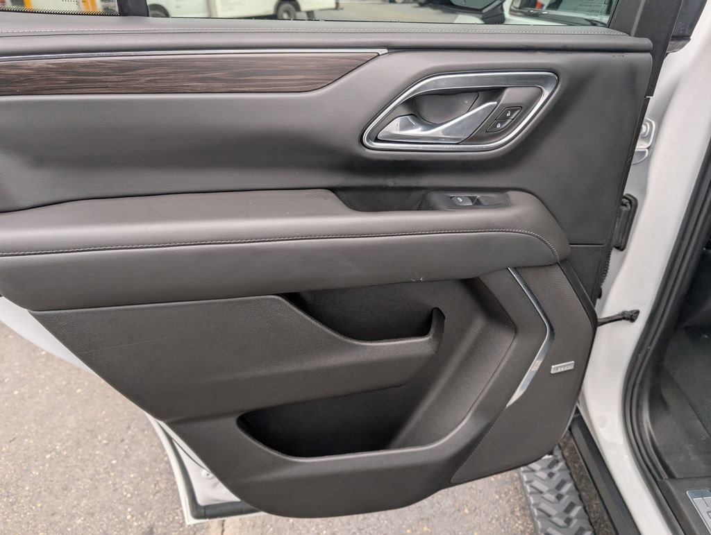 Used 2024 Chevrolet Tahoe Z71 w/ Z71 Off-Road Package image 11