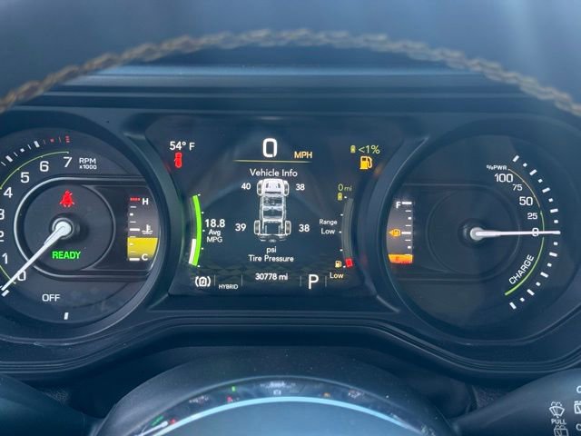 Used 2024 Jeep Wrangler Unlimited Sahara image 25