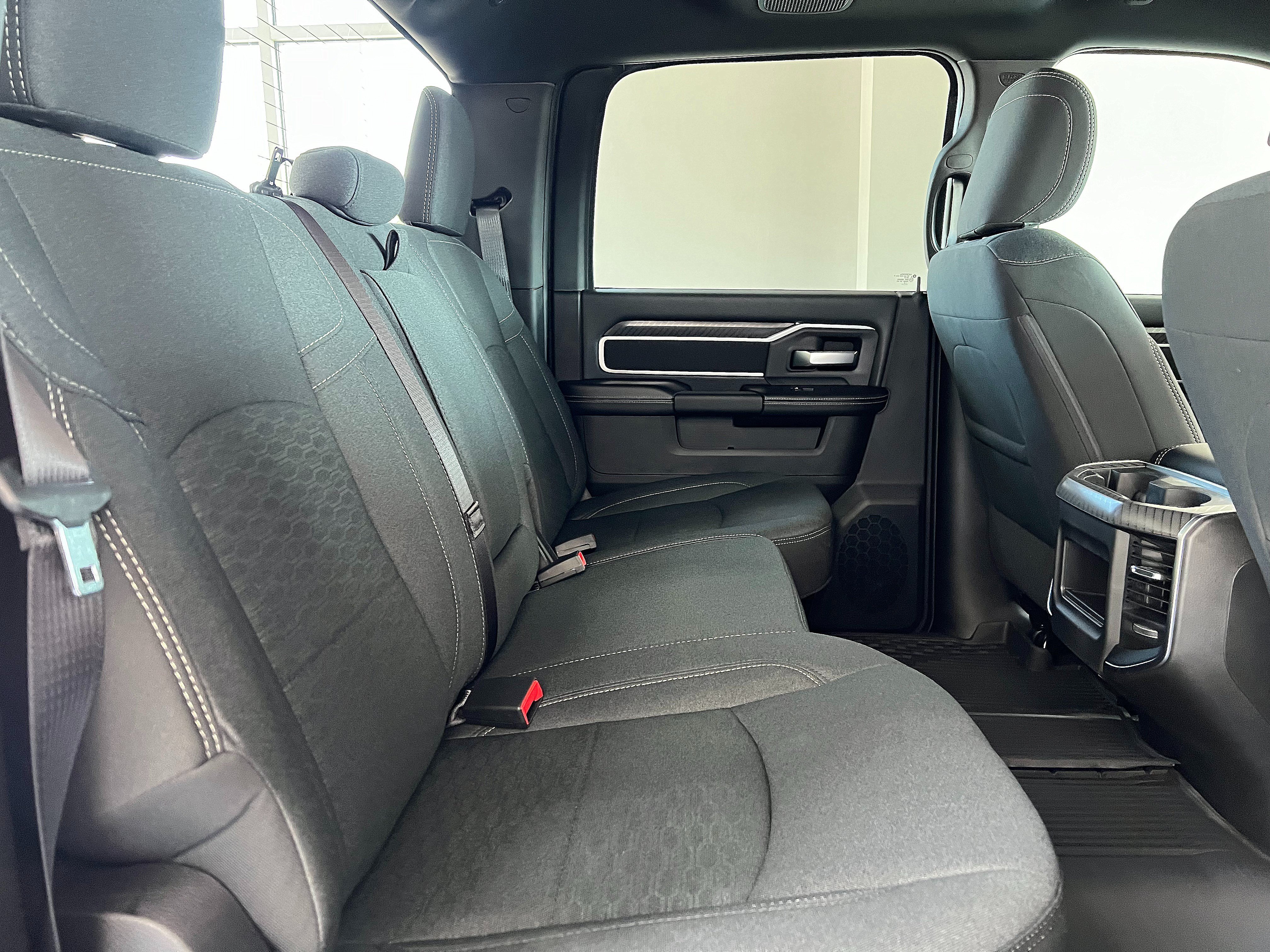 New 2026 RAM 2500 Big Horn AWD/4WD image 23