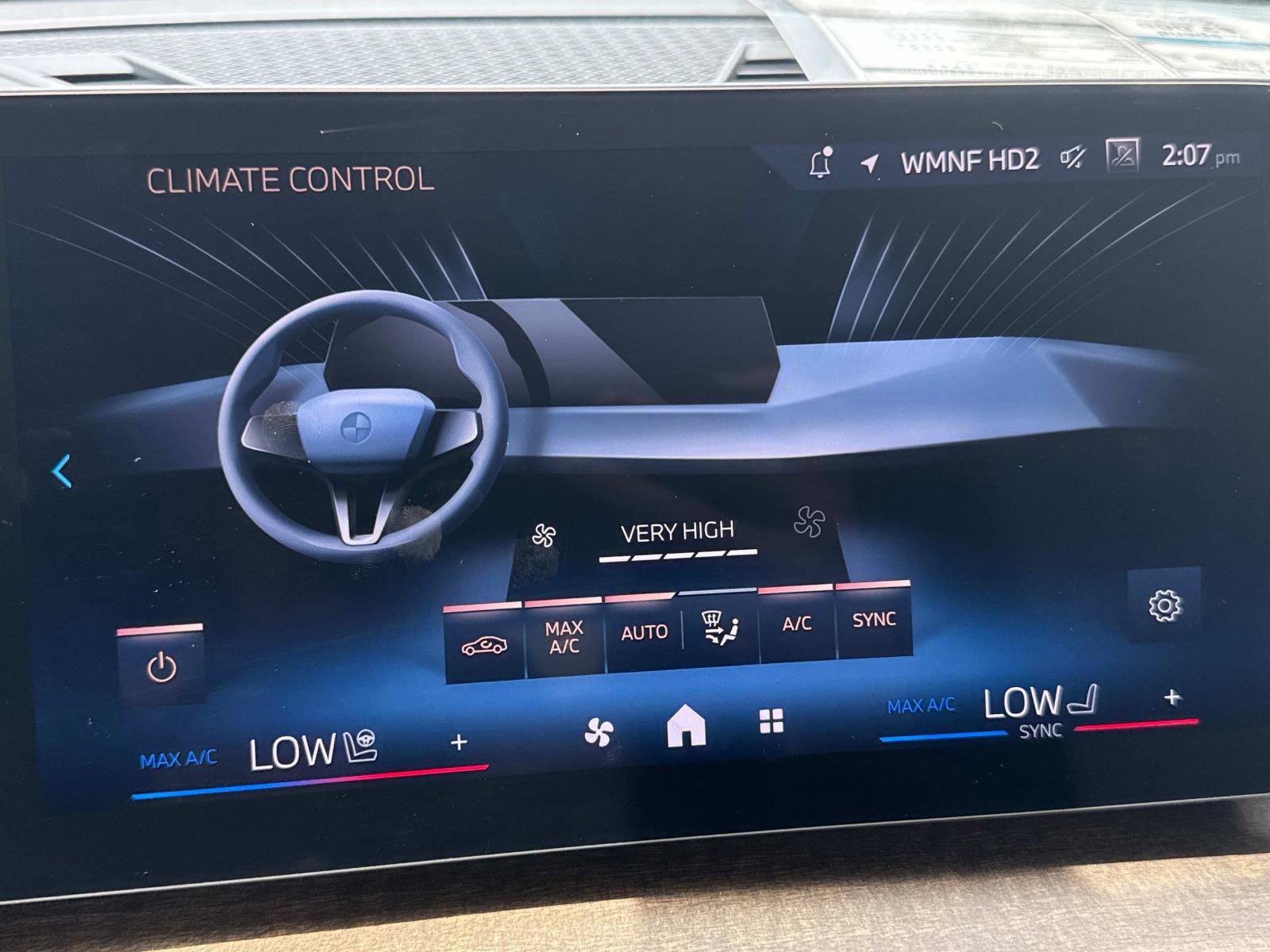 Certified 2025 BMW X1 xDrive28i w/ Technology Package image 21