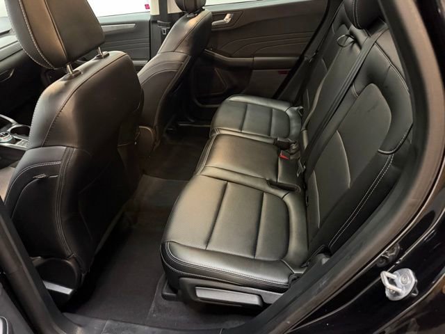 Used 2022 Ford Escape Titanium w/ Class II Trailer Tow Package image 38