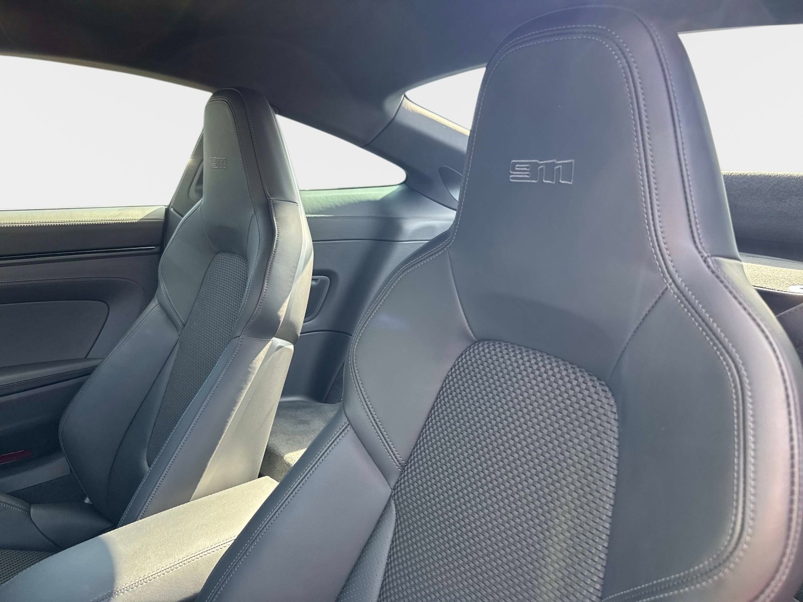 Used 2023 Porsche 911 Carrera T image 33