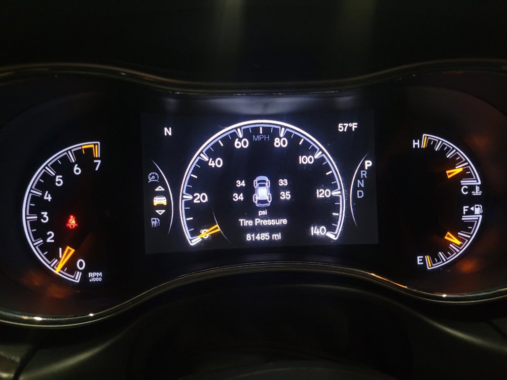 Used 2016 Jeep Grand Cherokee Laredo w/ Quick Order Package 23E image 23