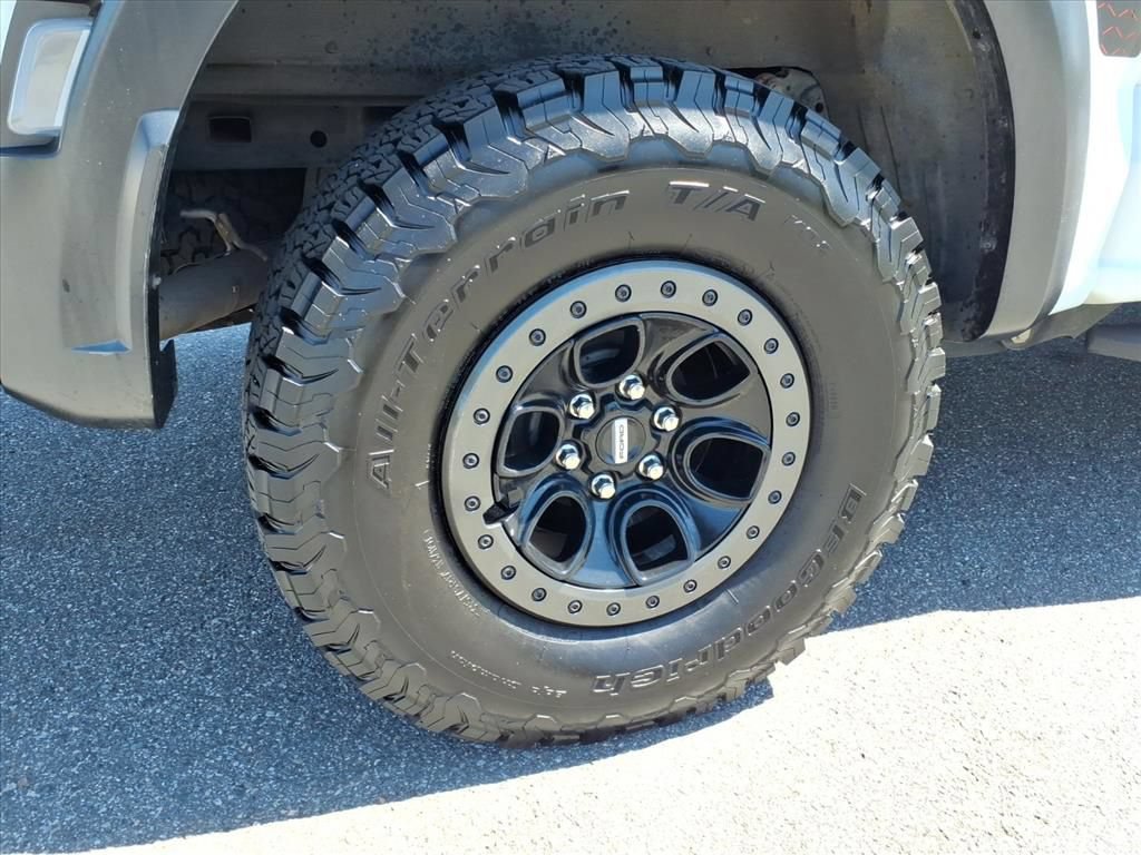 Used 2023 Ford F150 Raptor AWD/4WD image 32