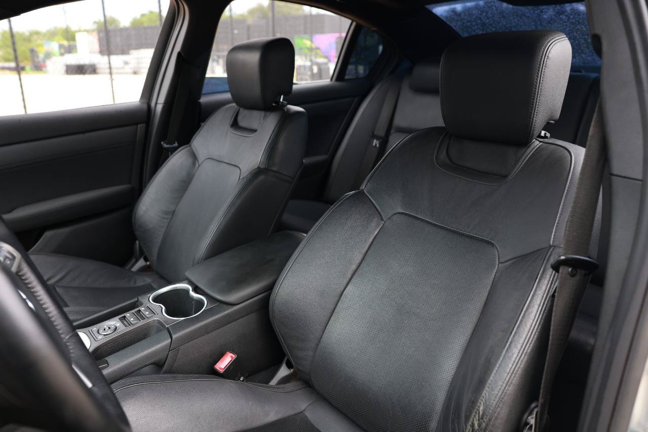 Used 2009 Pontiac G8 GT w/ Premium Package RWD image 8