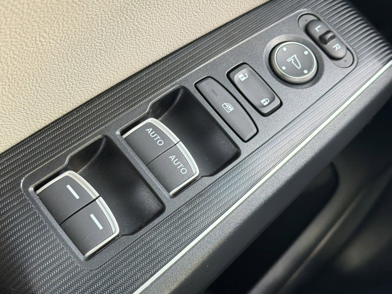 Used 2024 Honda Civic Touring image 26