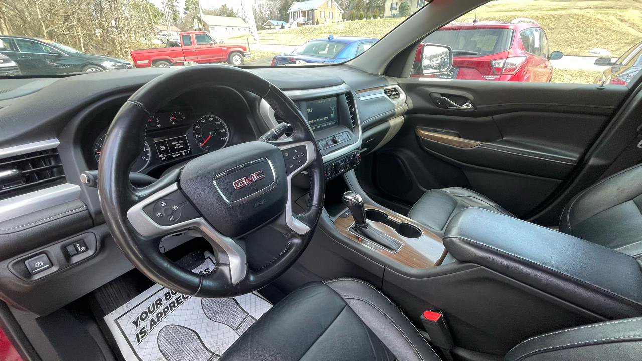 Used 2019 GMC Acadia SLE image 17