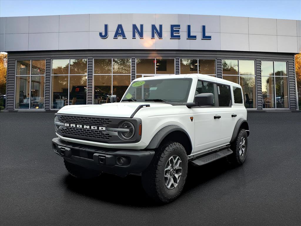 New 2025 Ford Bronco Badlands AWD/4WD image 1