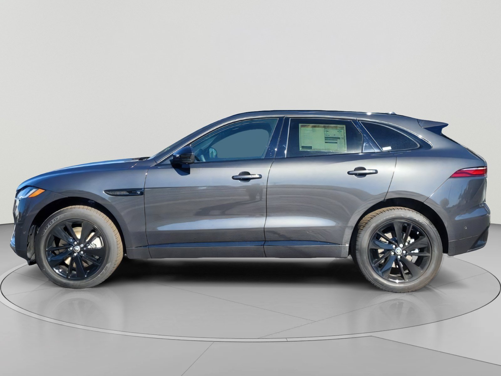 New 2026 Jaguar F-PACE R-Dynamic S AWD/4WD image 2