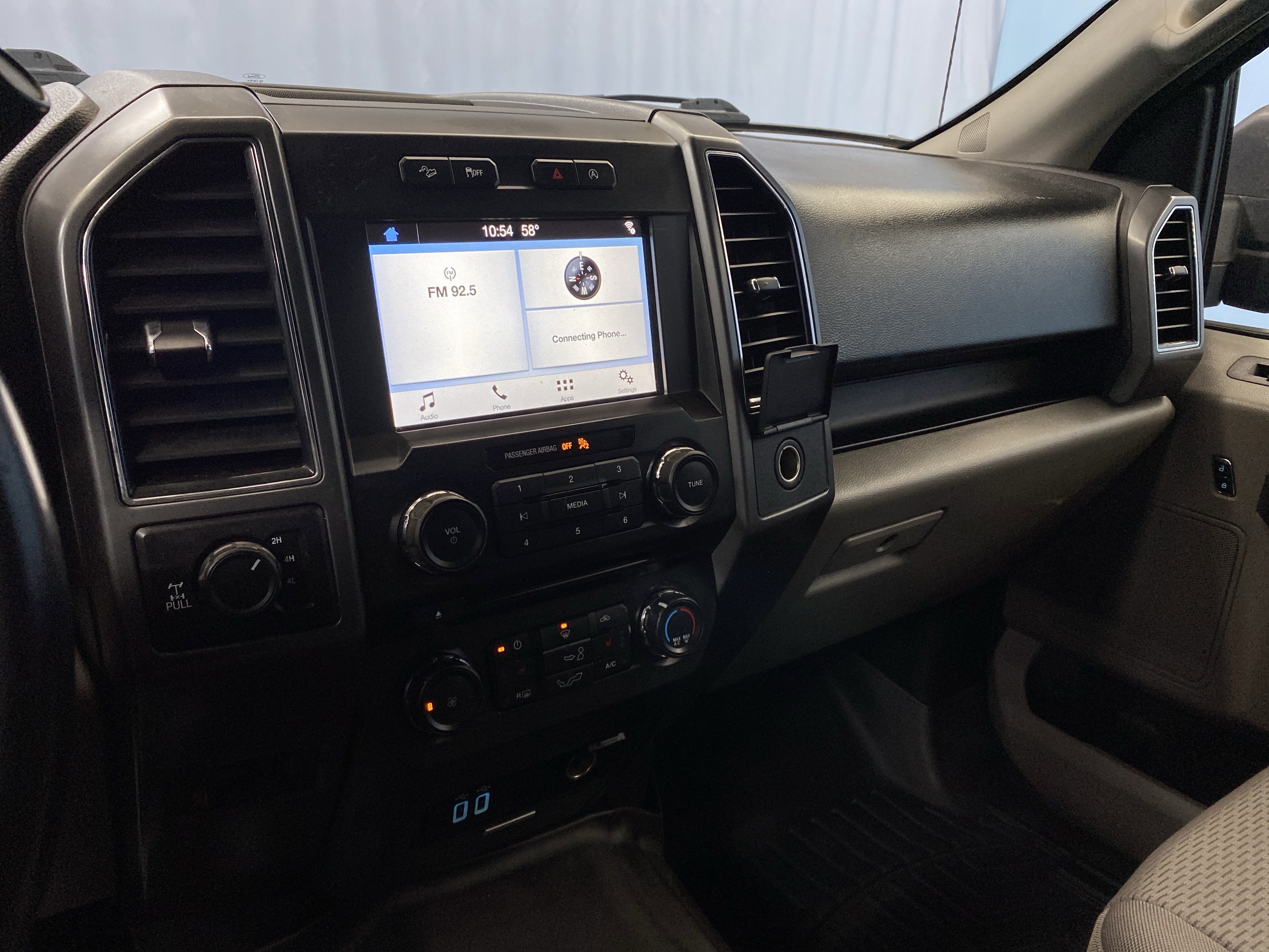 Used 2018 Ford F150 XLT w/ Equipment Group 302A Luxury image 15