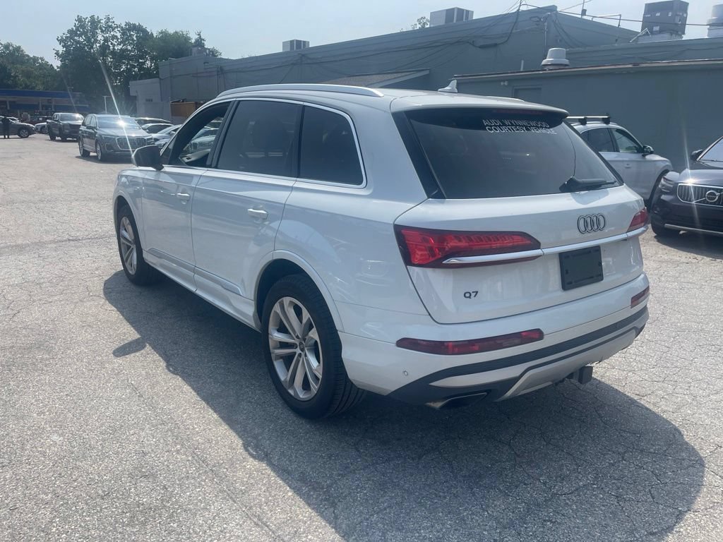 Certified 2025 Audi Q7 2.0T Premium w/ Premium Plus Package AWD/4WD image 7