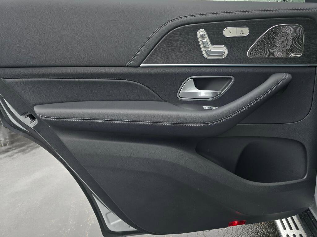 New 2026 Mercedes-Benz GLS 580 4MATIC image 20