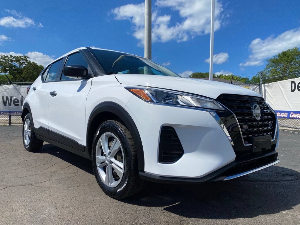Used 2023 Nissan Kicks S FWD image 28