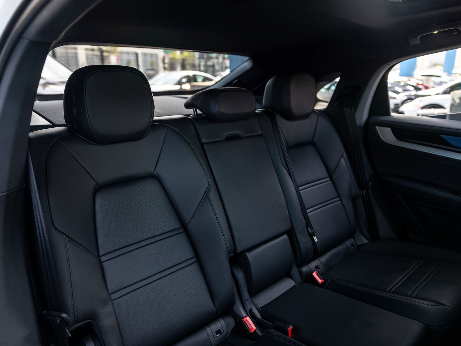 New 2026 Porsche Cayenne Coupe AWD/4WD image 37