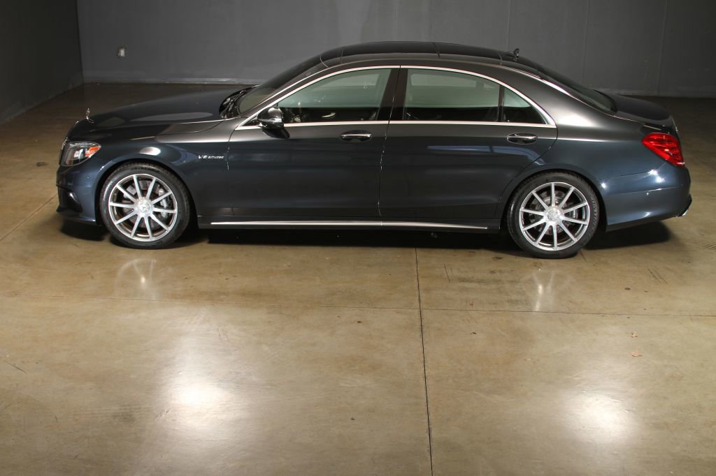 Used 2014 Mercedes-Benz S 63 AMG 4MATIC Sedan w/ Driver Assistance Package image 17