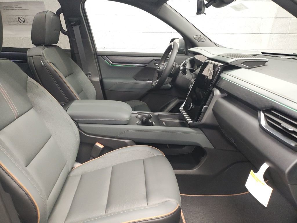 New 2026 GMC Acadia AT4 w/ Super Cruise Package image 7