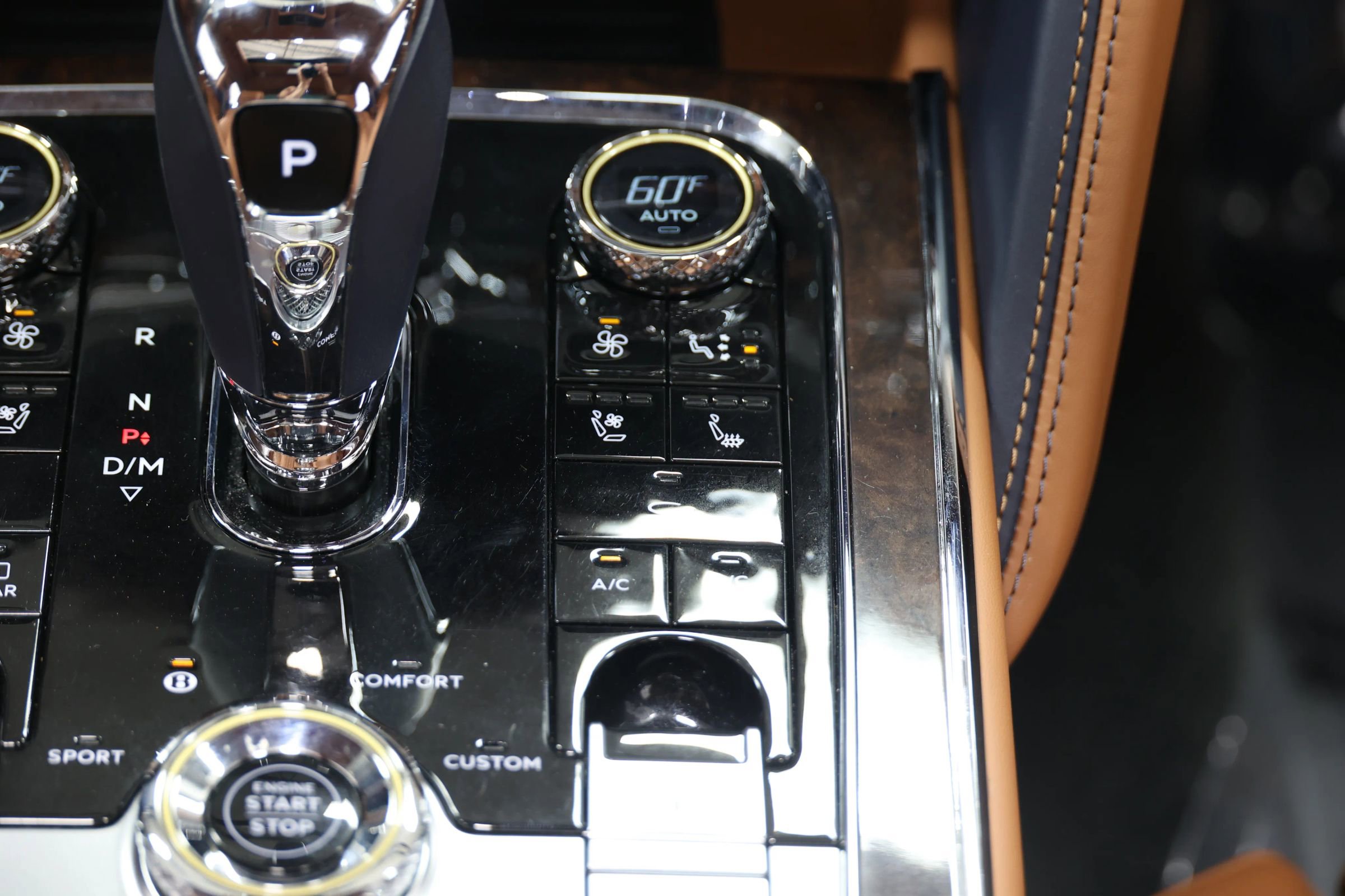 Used 2022 Bentley Flying Spur V8 AWD/4WD image 41