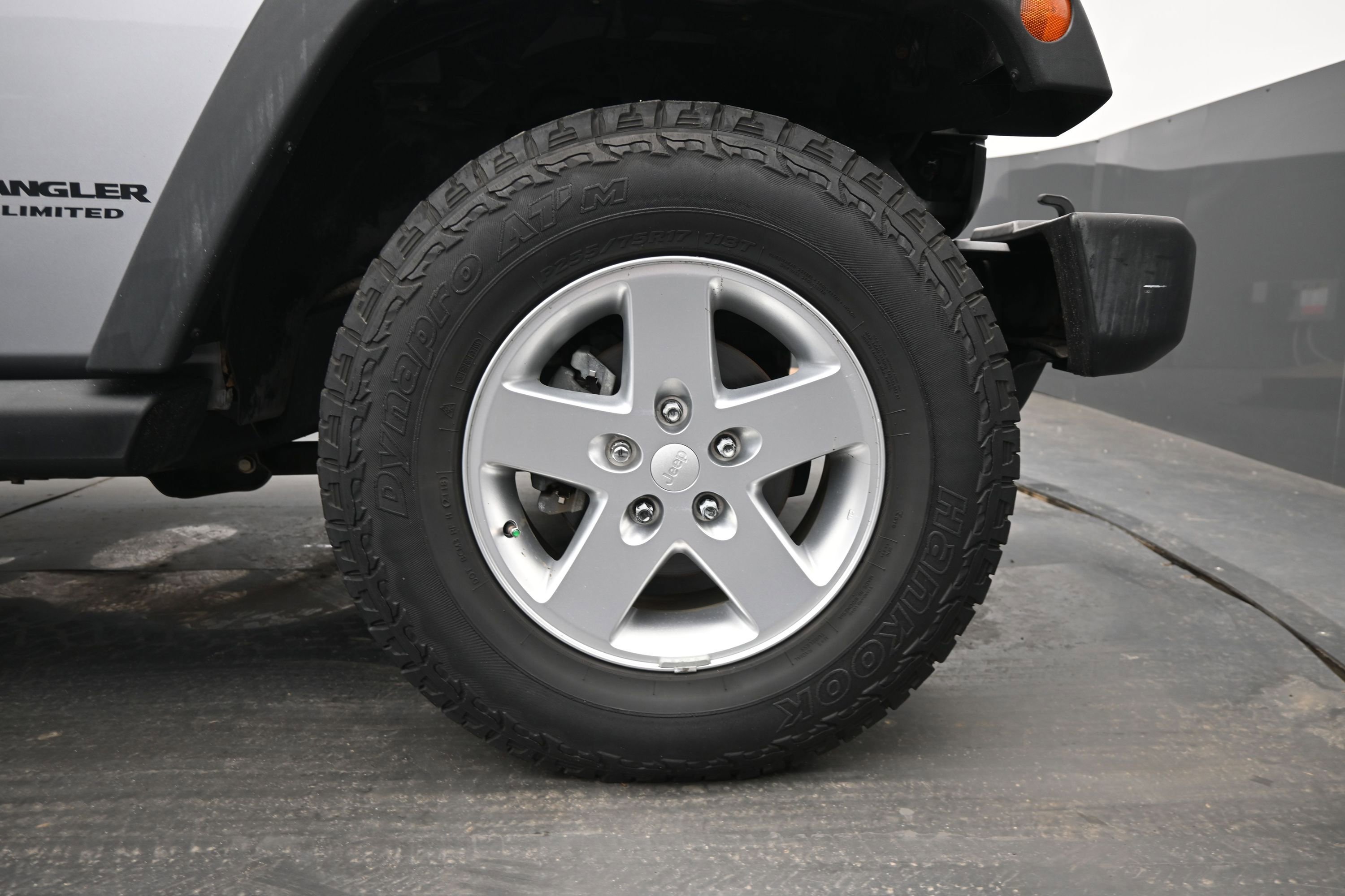 Used 2014 Jeep Wrangler Unlimited Sport w/ Max Tow Package AWD/4WD image 19