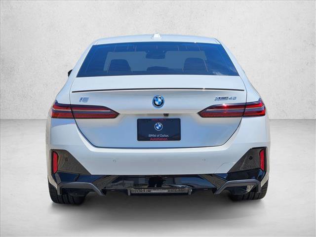 New 2026 BMW i5 eDrive40 w/ M Sport Package AWD/4WD image 6