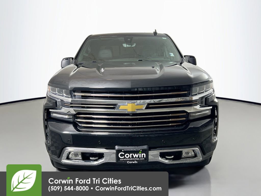 Used 2022 Chevrolet Silverado 1500 High Country w/ Technology Package image 4