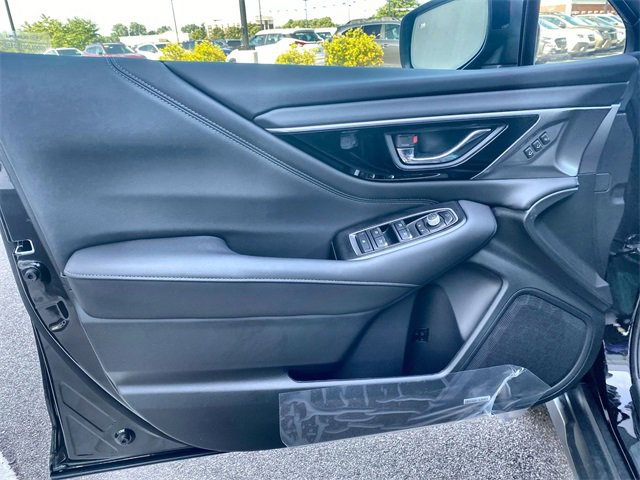 New 2025 Subaru Outback Touring w/ Popular Package #2 image 10