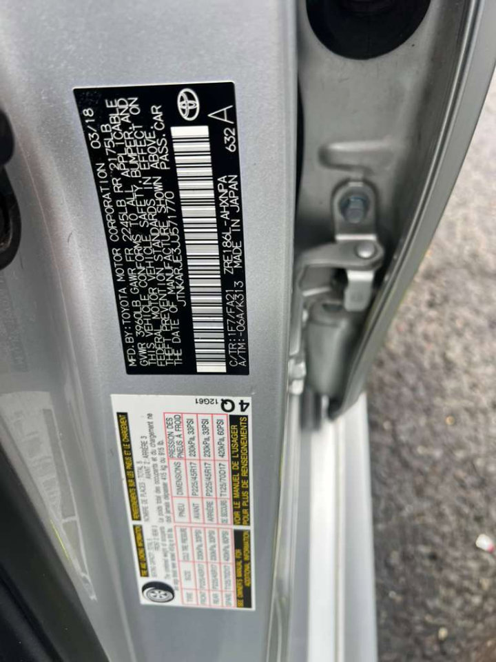 Used 2018 Toyota Corolla iM image 29