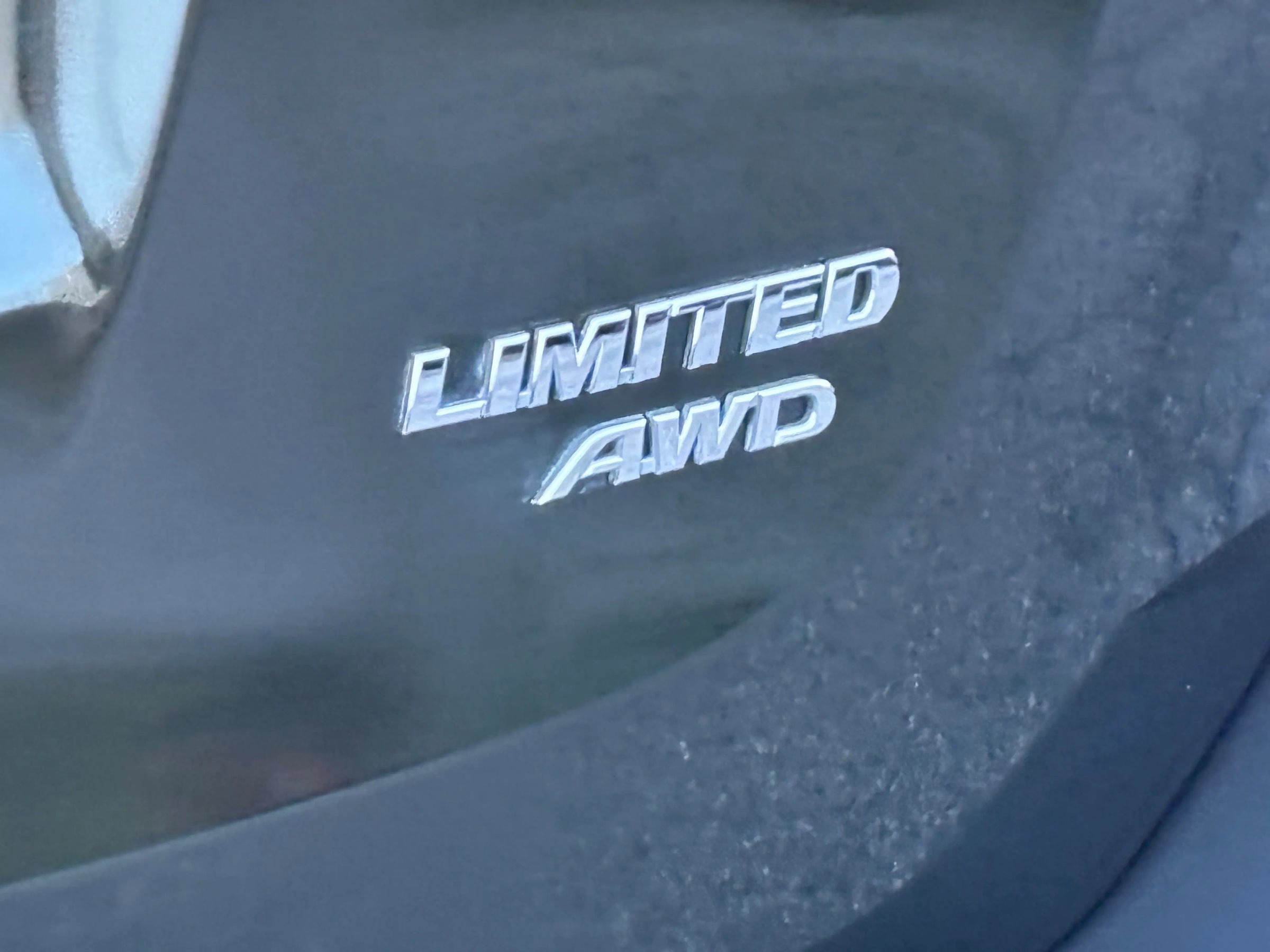 Used 2013 Toyota RAV4 Limited image 29