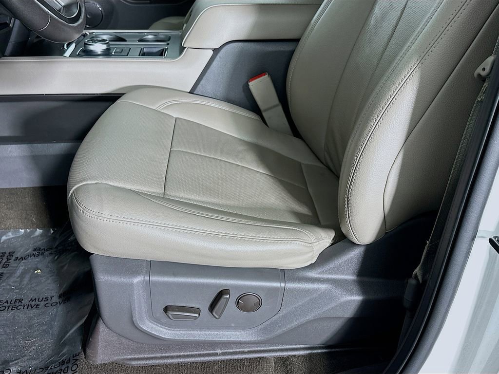 Used 2020 Ford Expedition XLT w/ Equipment Group 202A image 21