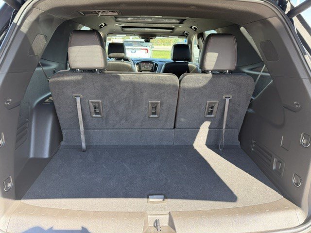 Used 2023 Chevrolet Traverse RS AWD/4WD image 35