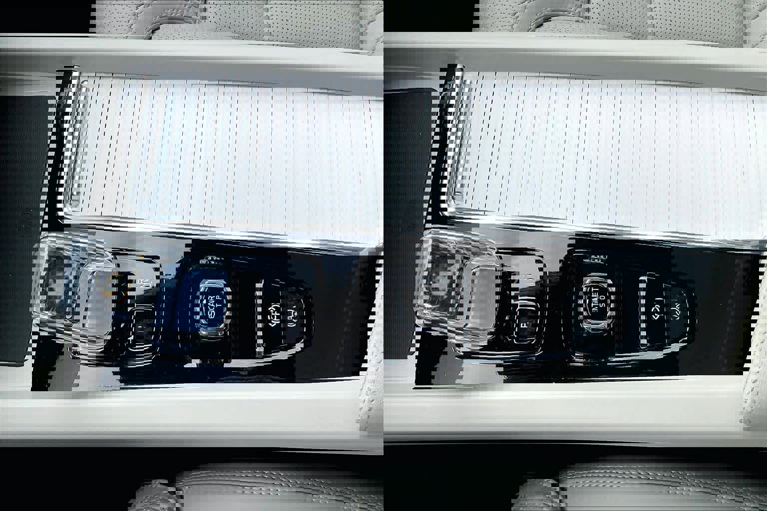 Used 2026 Volvo XC60 T8 Ultra w/ Protection Package Premier image 20