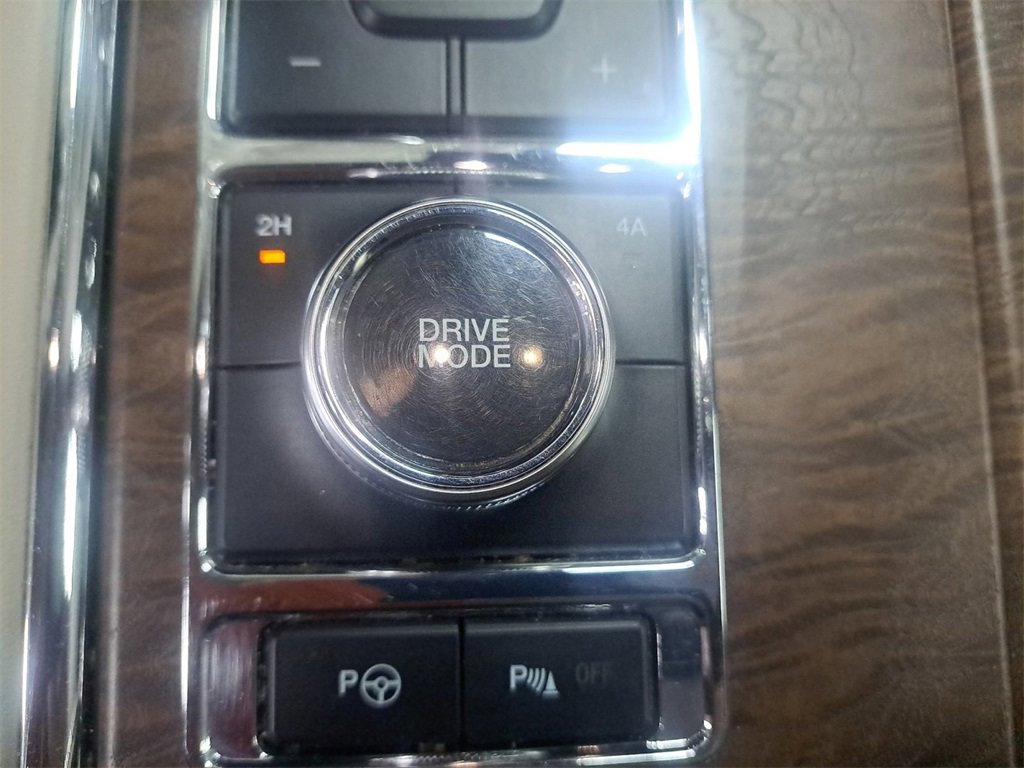 Used 2019 Ford Expedition Platinum image 38