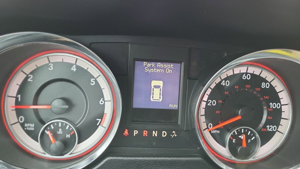 Used 2019 Dodge Grand Caravan SXT w/ Rear Park Assist Package image 29