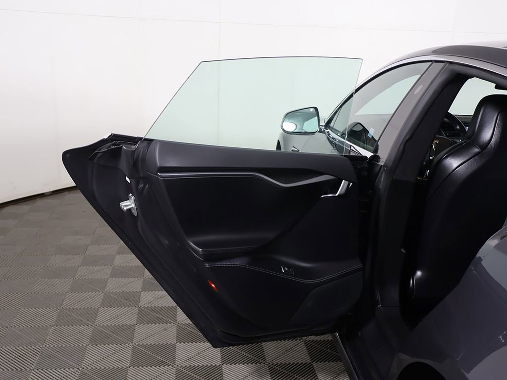 Used 2018 Tesla Model S 75D AWD/4WD image 22