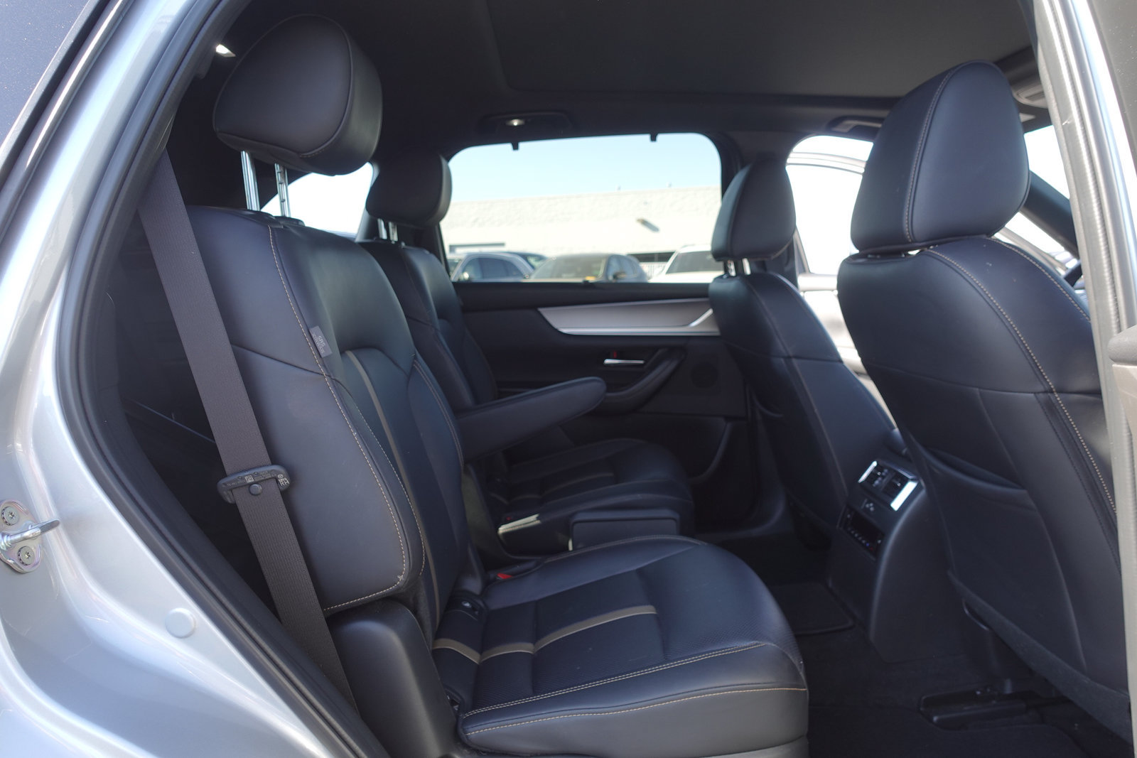 Certified 2024 MAZDA CX-90 Plug-In Hybrid w/ Premium Plus AWD/4WD image 16
