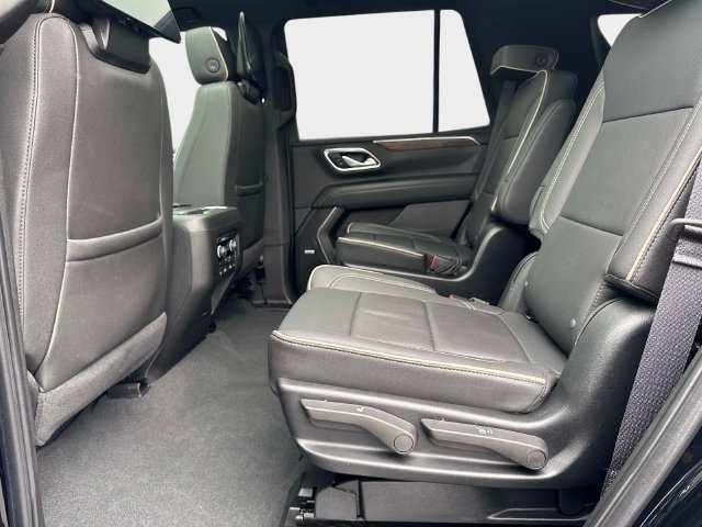 Used 2024 Chevrolet Tahoe Premier w/ Advanced Technology Package AWD/4WD image 13