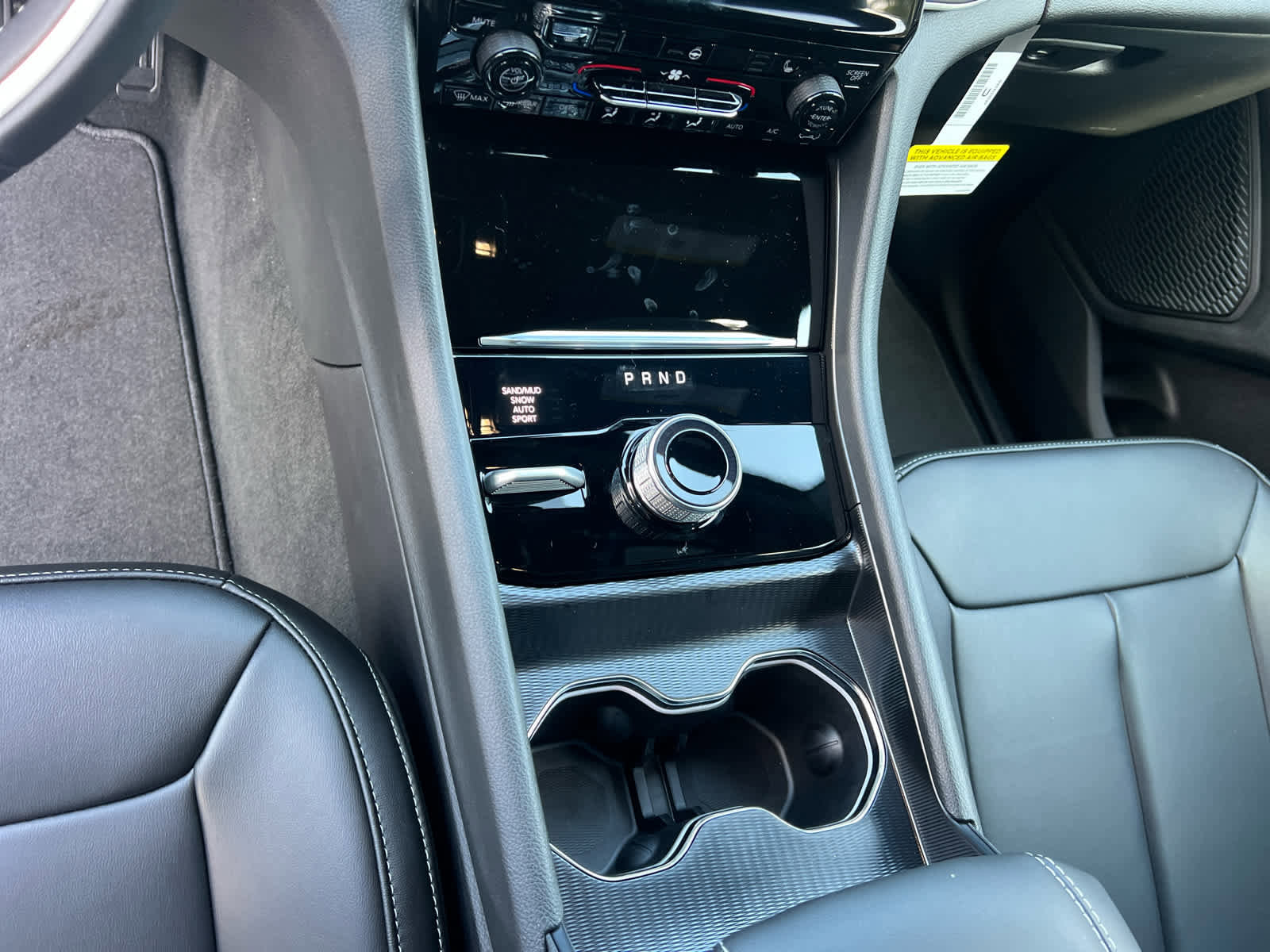 New 2025 Jeep Grand Cherokee Limited w/ Trailer Tow Package image 12