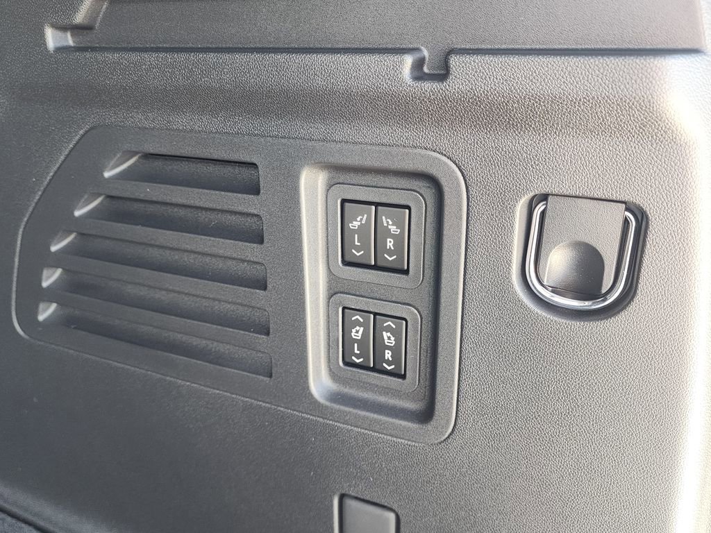 New 2026 GMC Acadia Denali FWD image 53