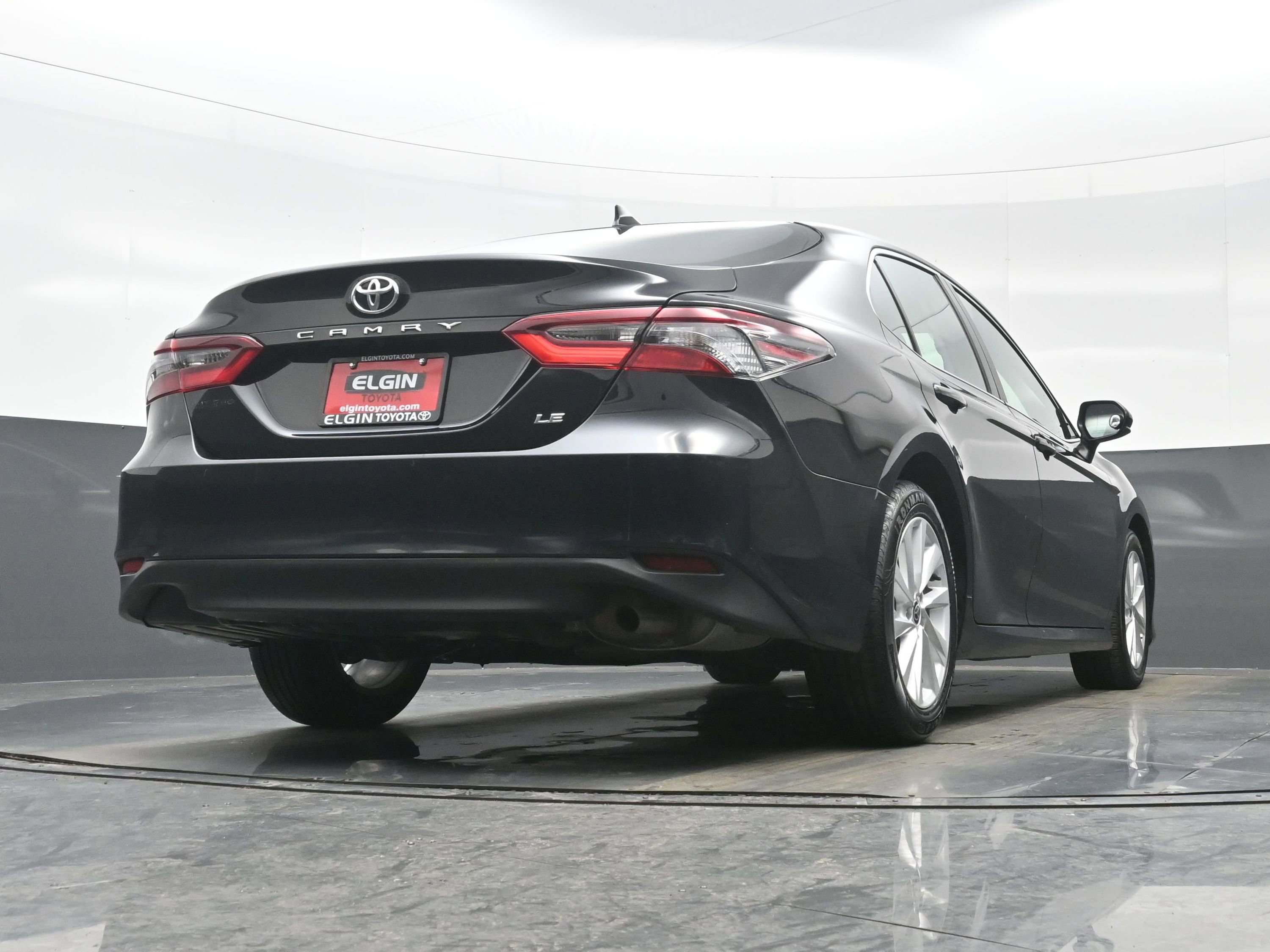 Used 2024 Toyota Camry LE image 30