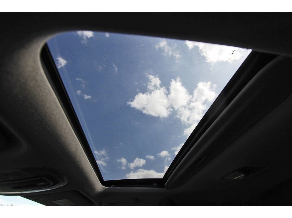 Certified 2024 Hyundai Elantra SEL w/ Convenience Package FWD image 23