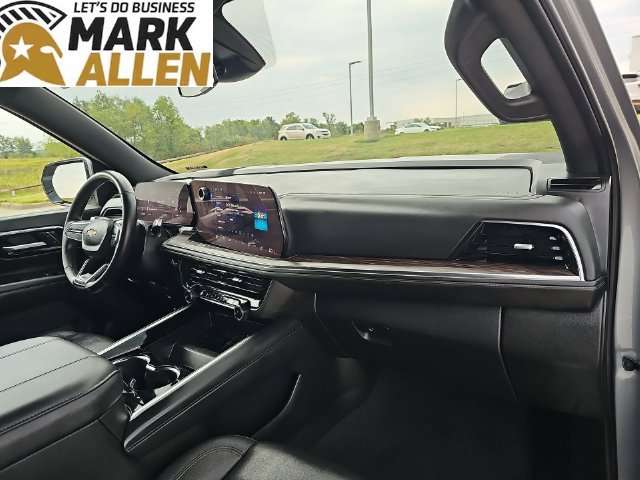Used 2025 Chevrolet Tahoe LT AWD/4WD image 29