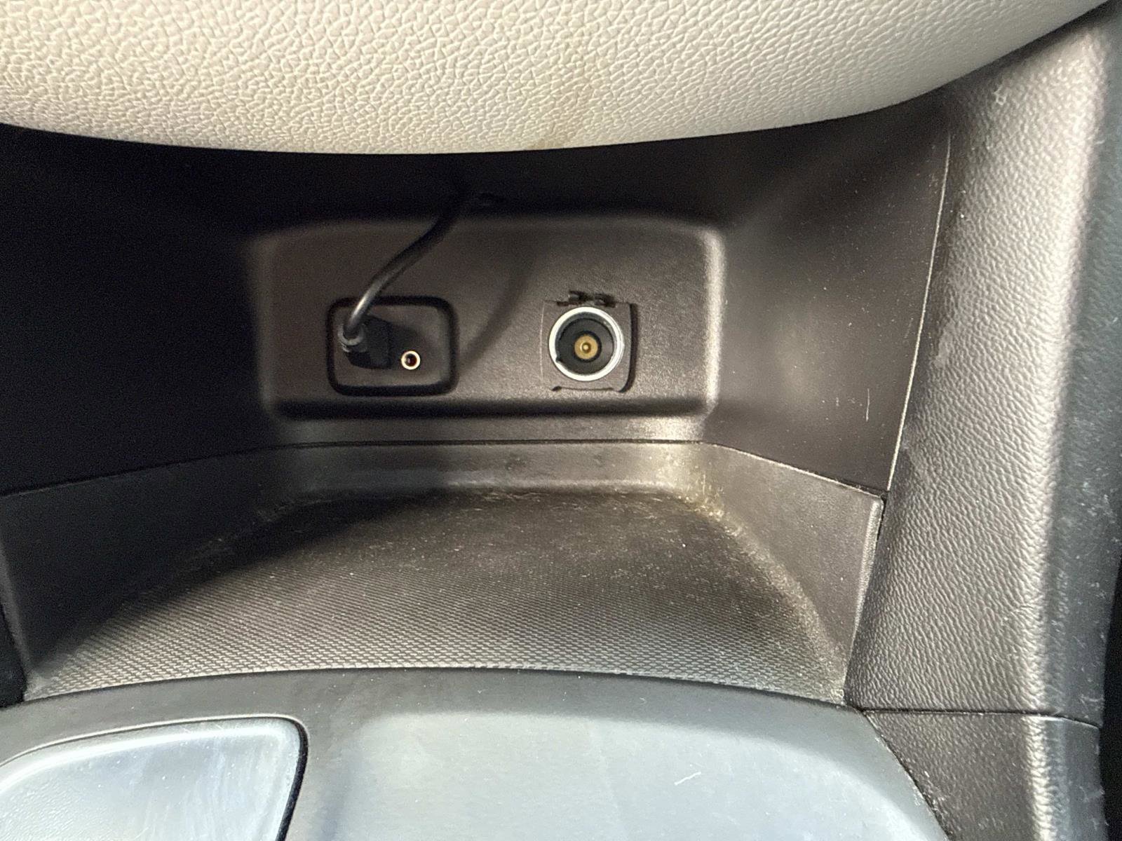 Used 2018 Chevrolet Equinox LS image 26