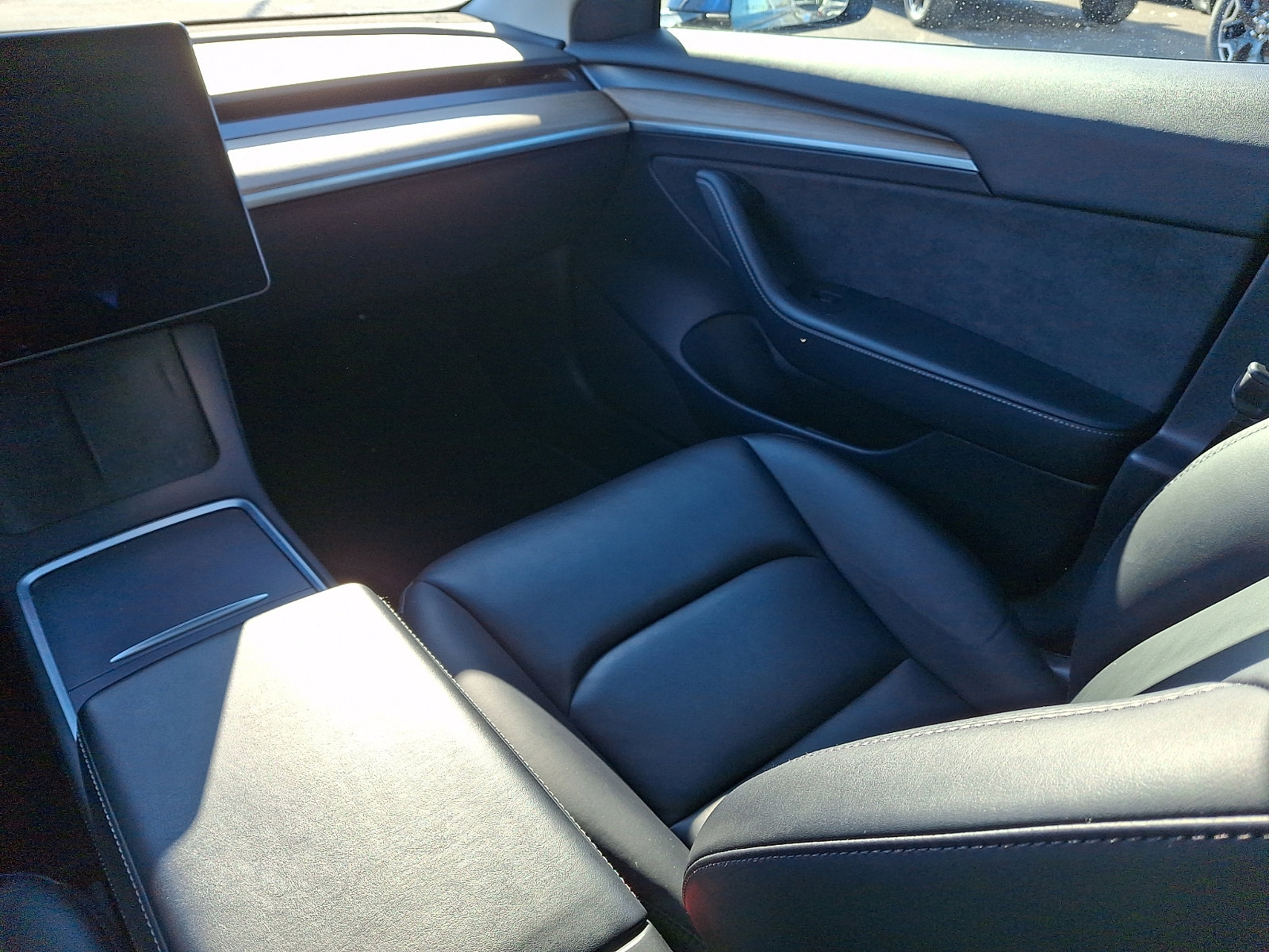 Used 2021 Tesla Model 3 Long Range image 16