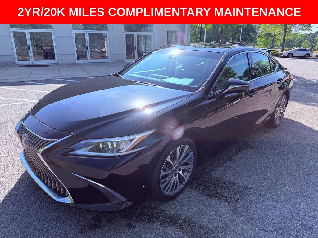 Certified 2020 Lexus ES 300h w/ Premium Package image 3