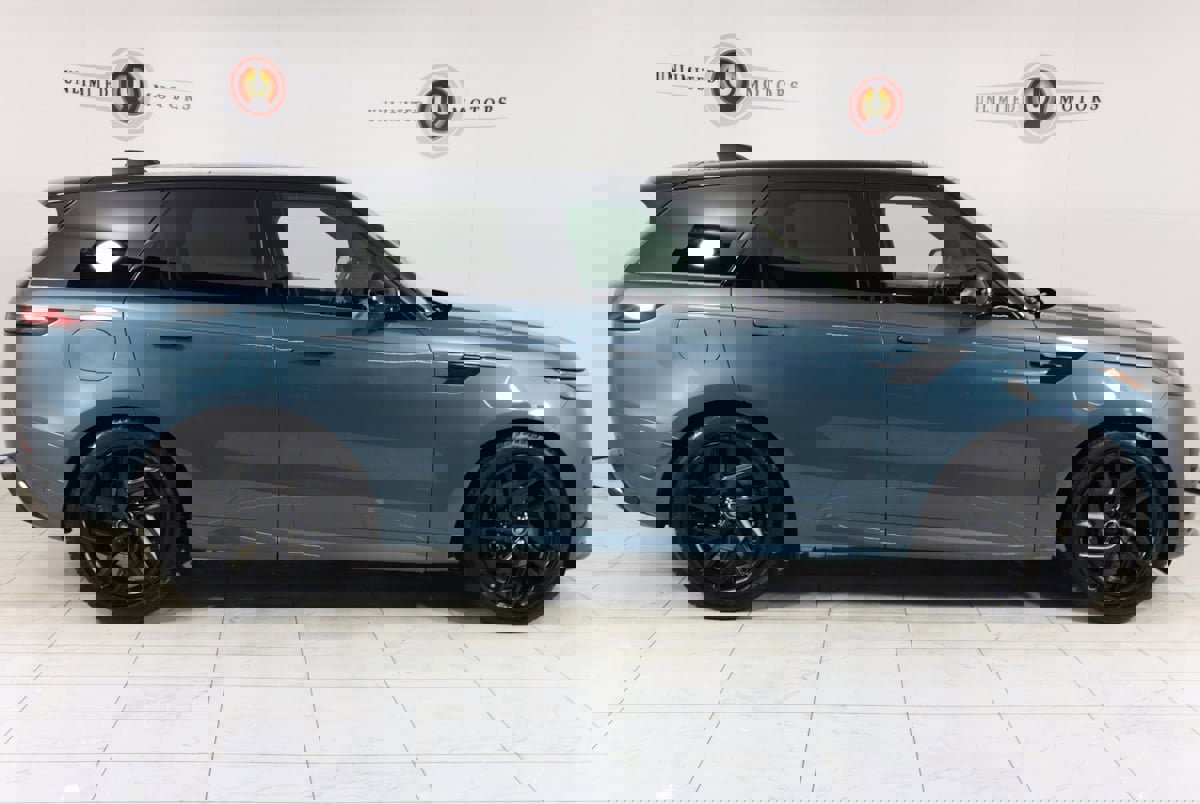 Used 2024 Land Rover Range Rover Sport Dynamic SE image 2